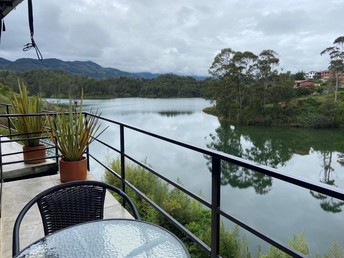 La Madriguera Hotel Guatapé Buitenkant foto