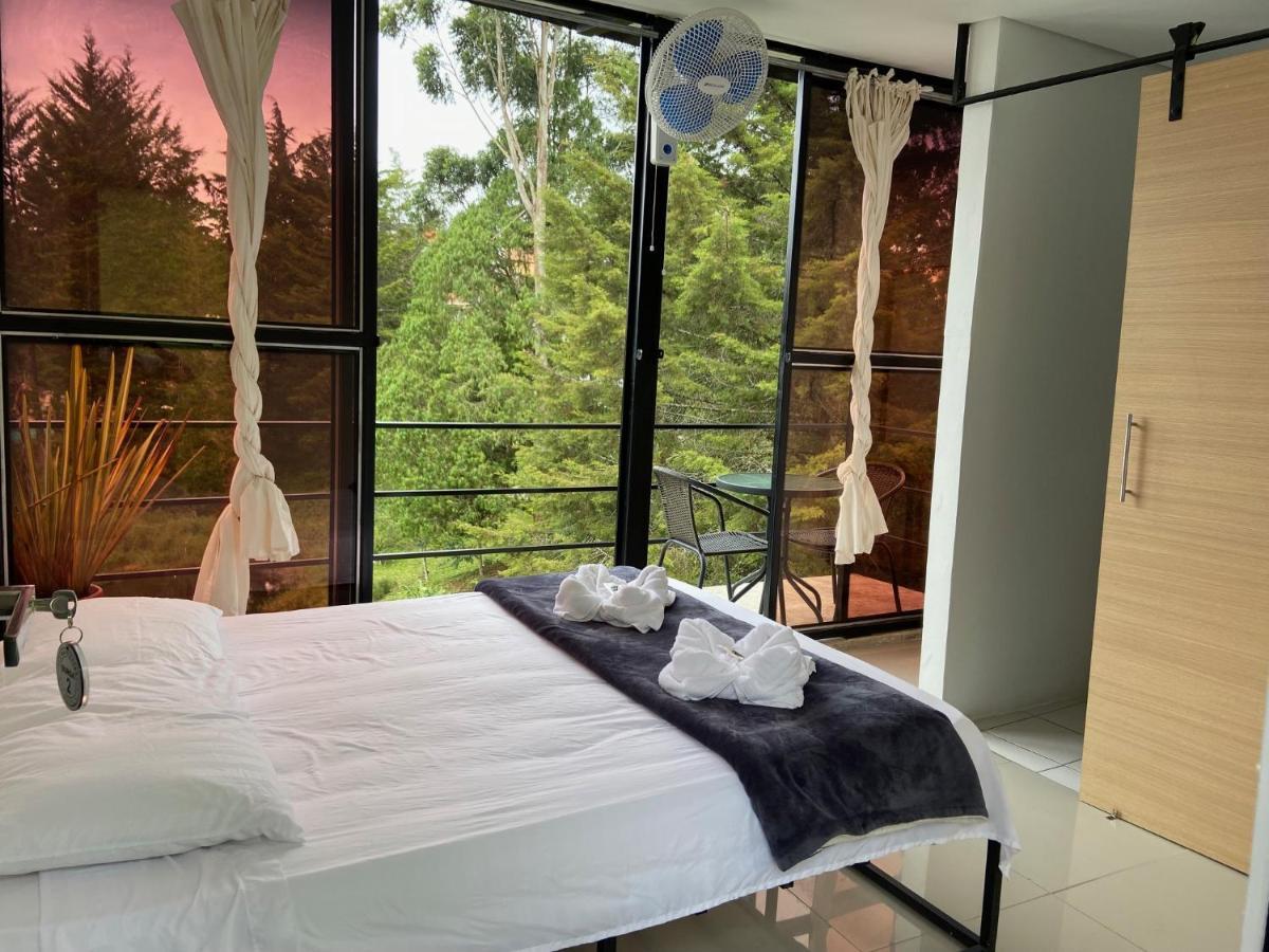 La Madriguera Hotel Guatapé Buitenkant foto